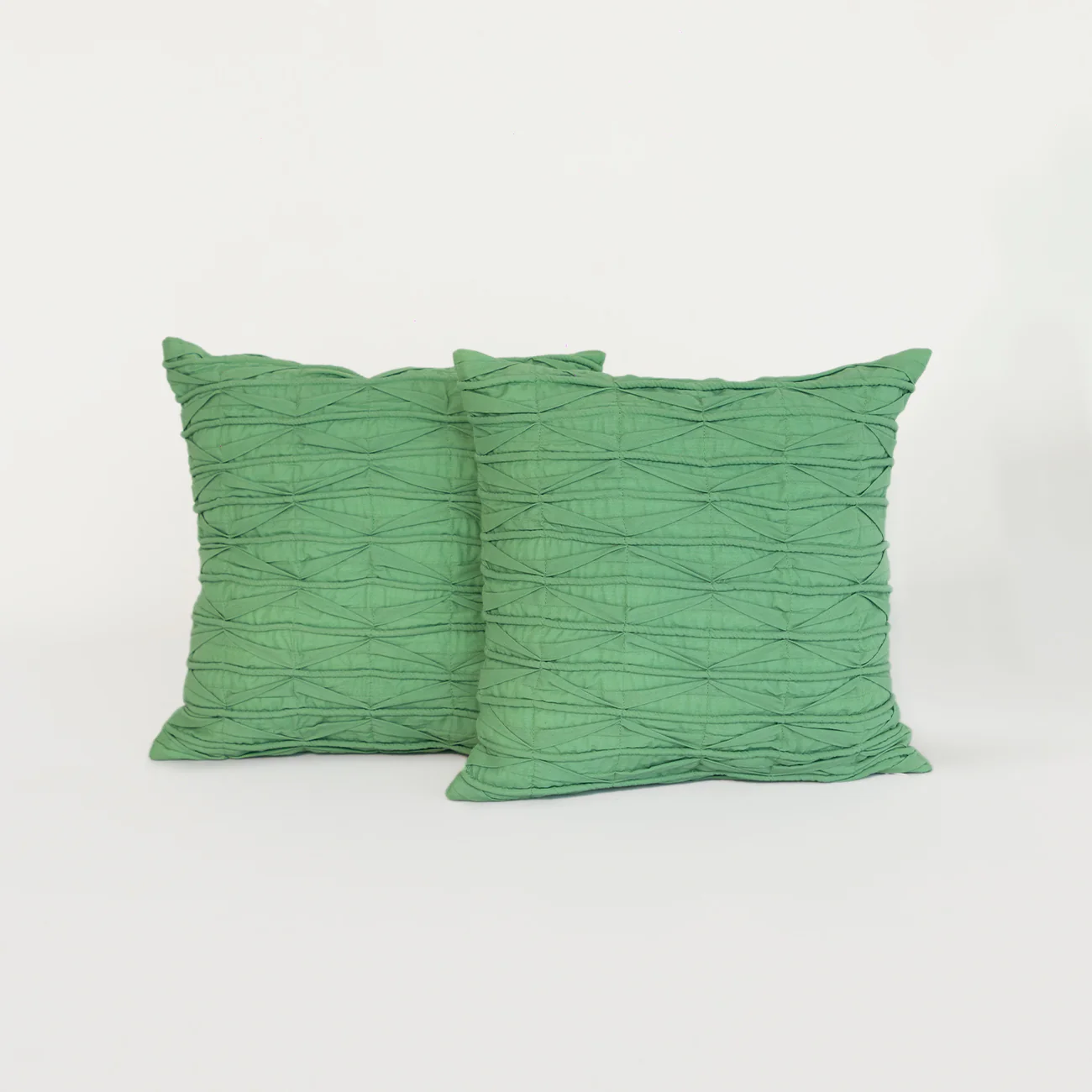 Switching Seasons: How to Transition Your Decor from Spring to Summer