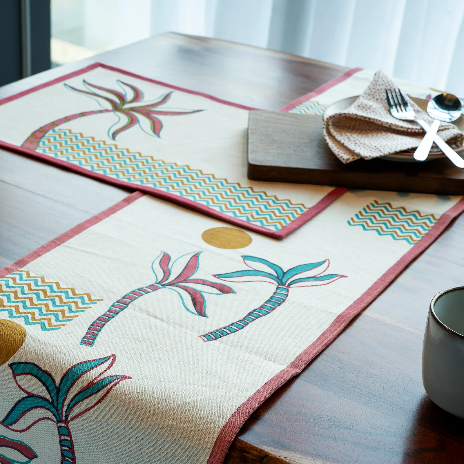 From Casual Dinners to Festive Feasts: Elevate Dining Experiences with The F.A.R Store