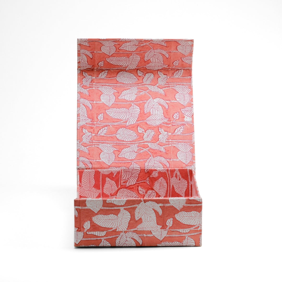 Nature's Canvas Red Gift Box