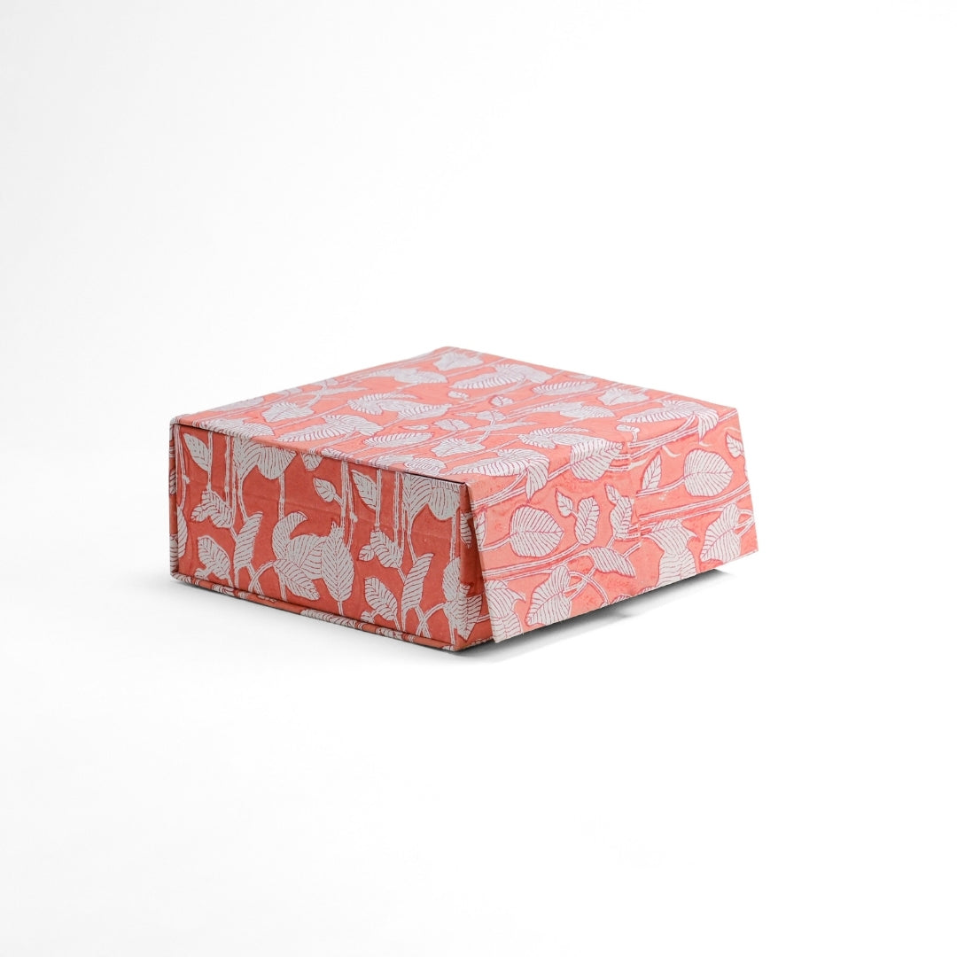 Nature's Canvas Red Gift Box