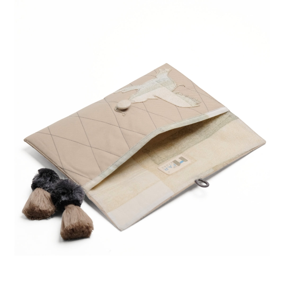 Gond Stationery Pouch - Elephant (Beige)