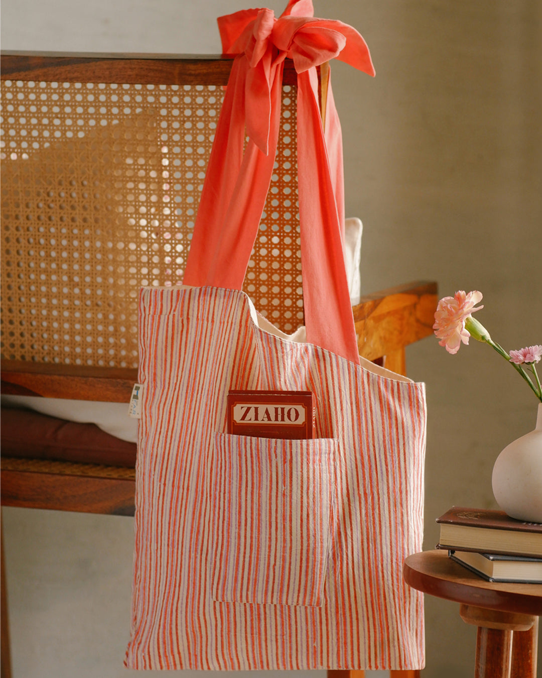 Reversible Bottle Coral Bouquet Bag (L)