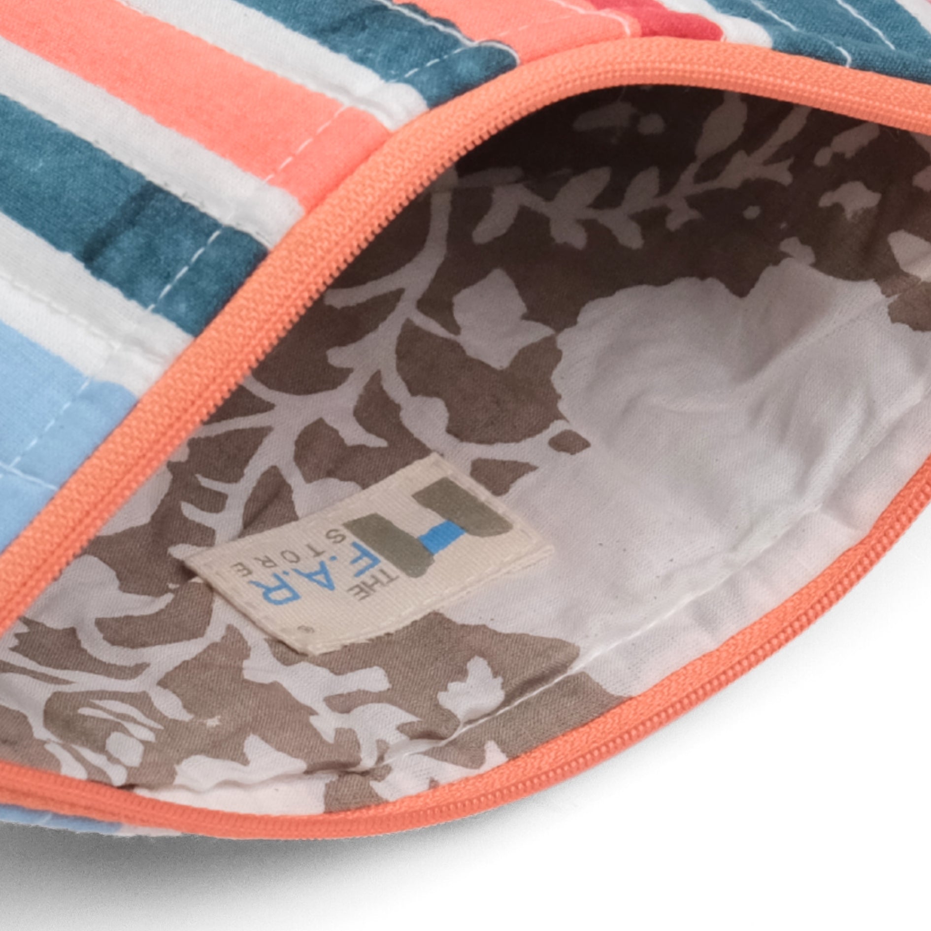 Barcode Red & Blue - Cable Pouch