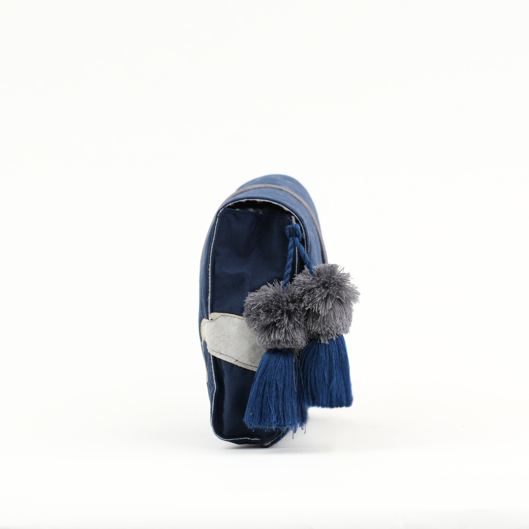 Gond Folk Whale - Blue Cable Pouch