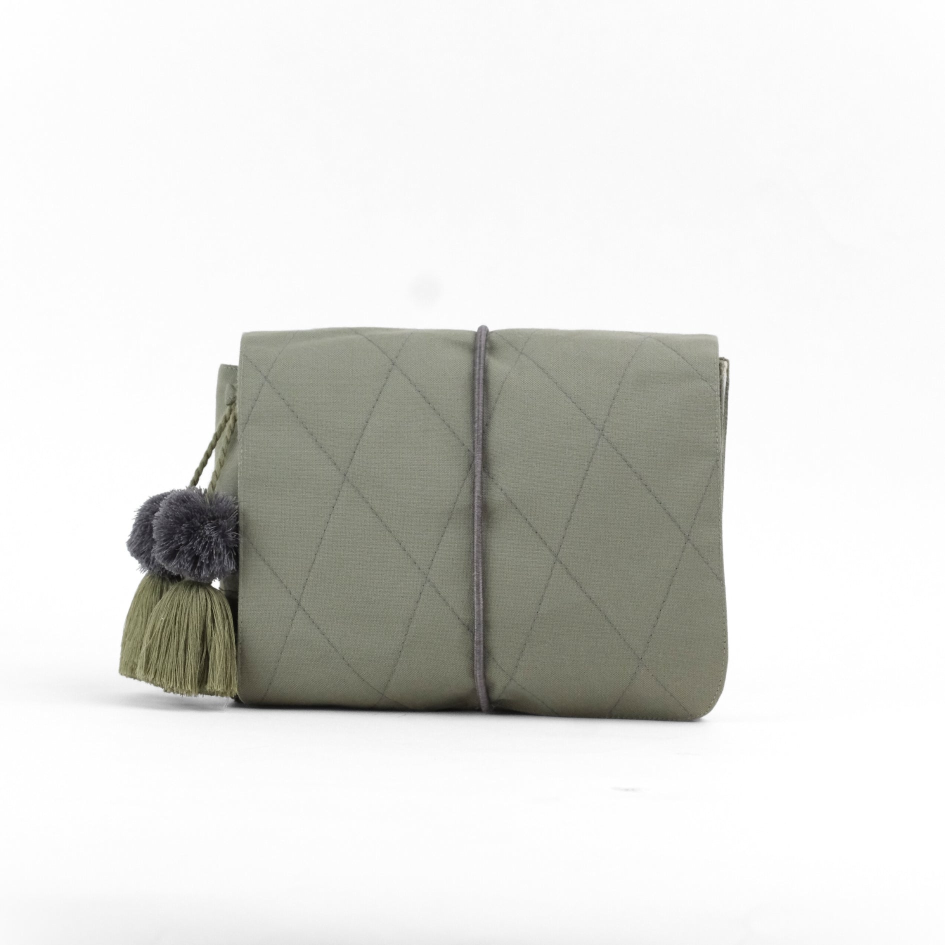 Gond Folk Whale - Green Cable Pouch
