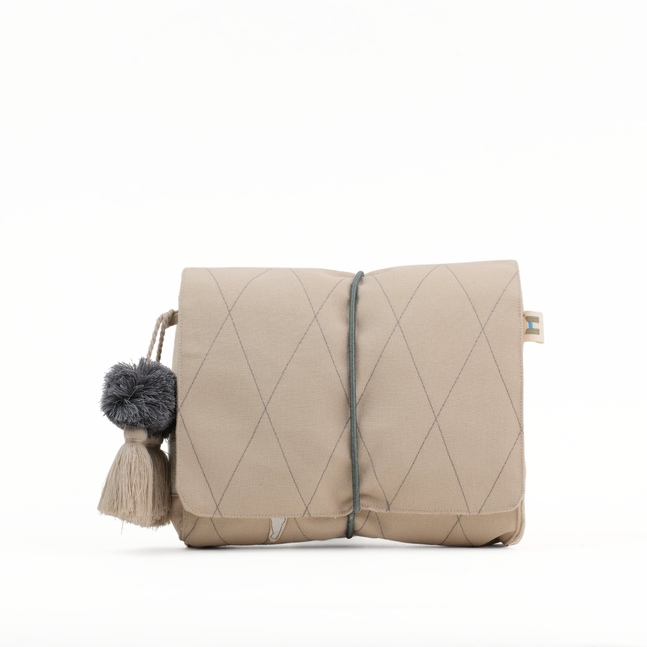 Gond Folk Whale - Beige Cable Pouch