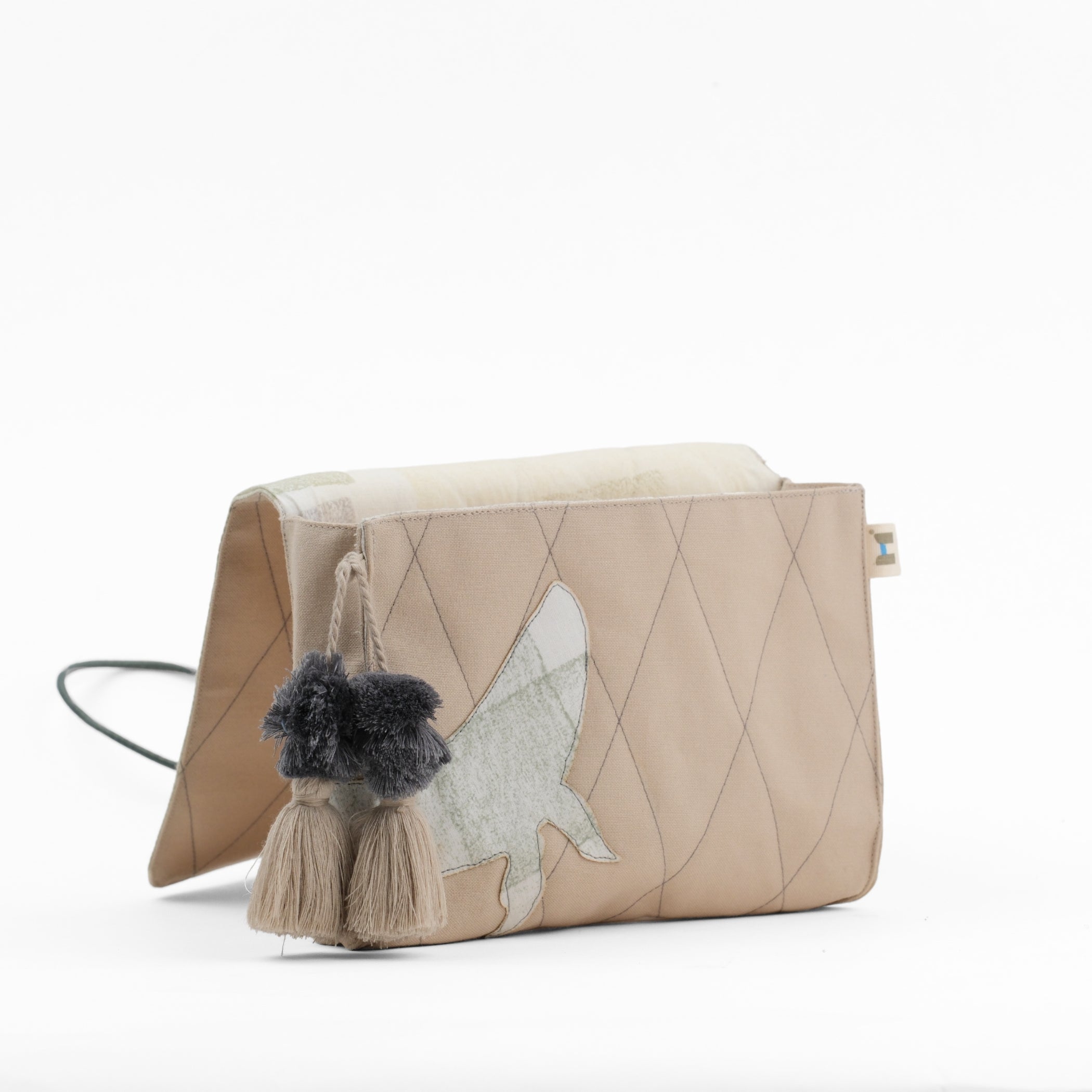 Gond Folk Whale - Beige Cable Pouch