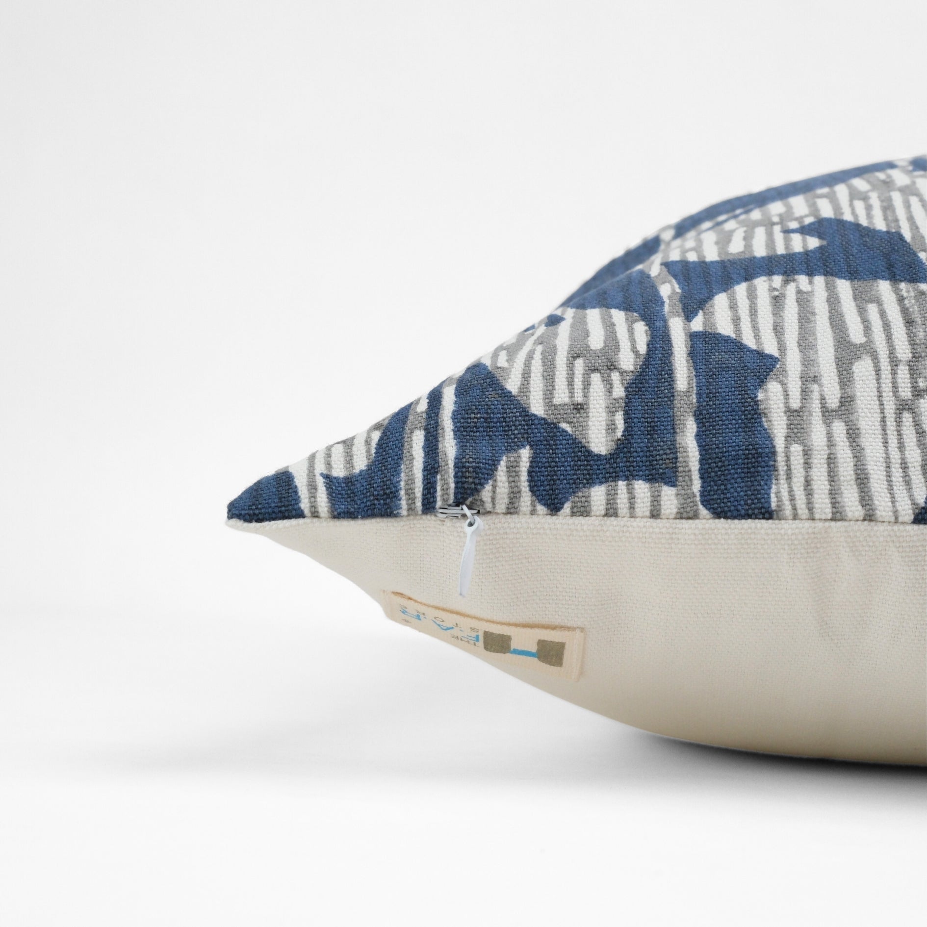Nature's Canvas Botanical Cushion Cover