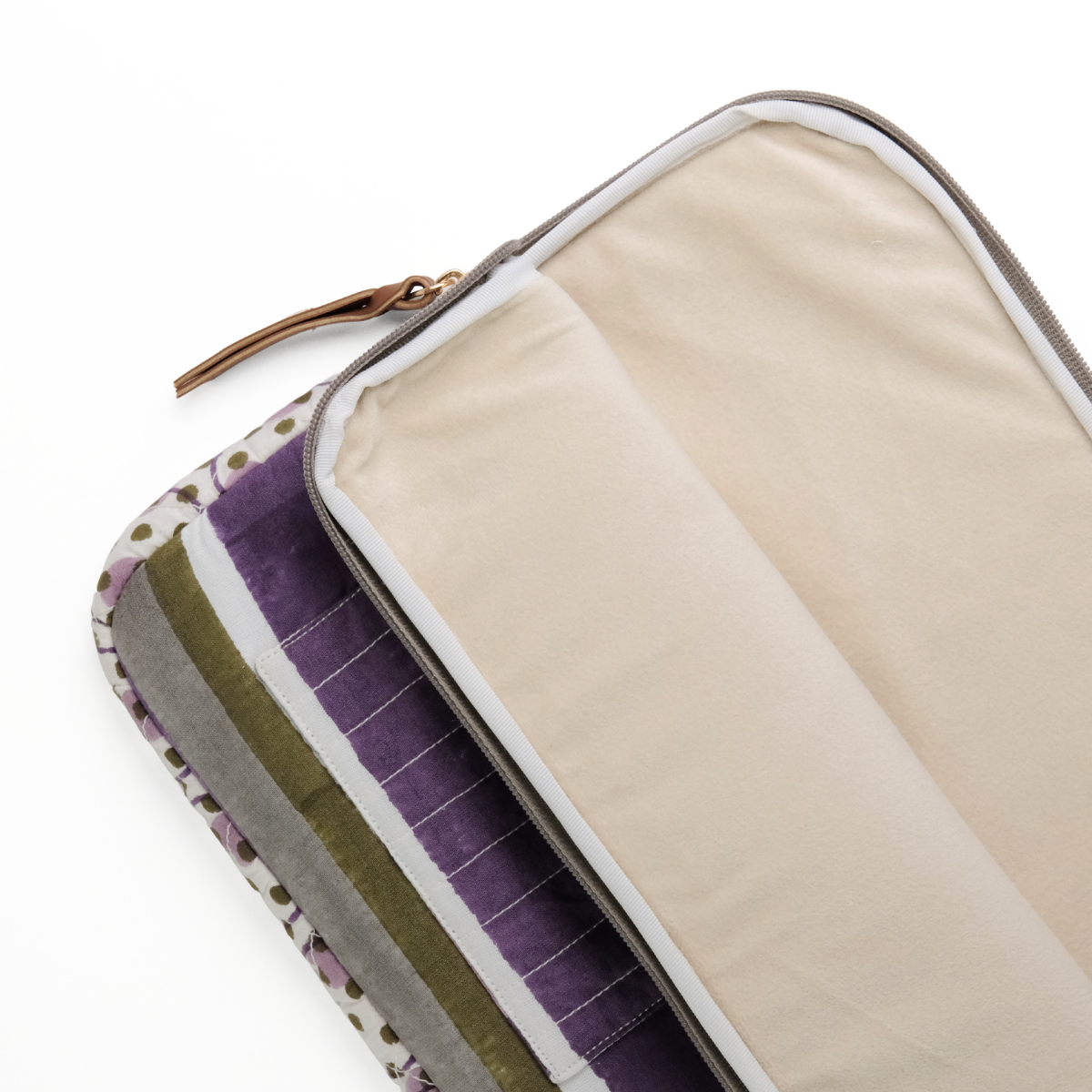 Barcode Purple Green - Laptop Sleeve