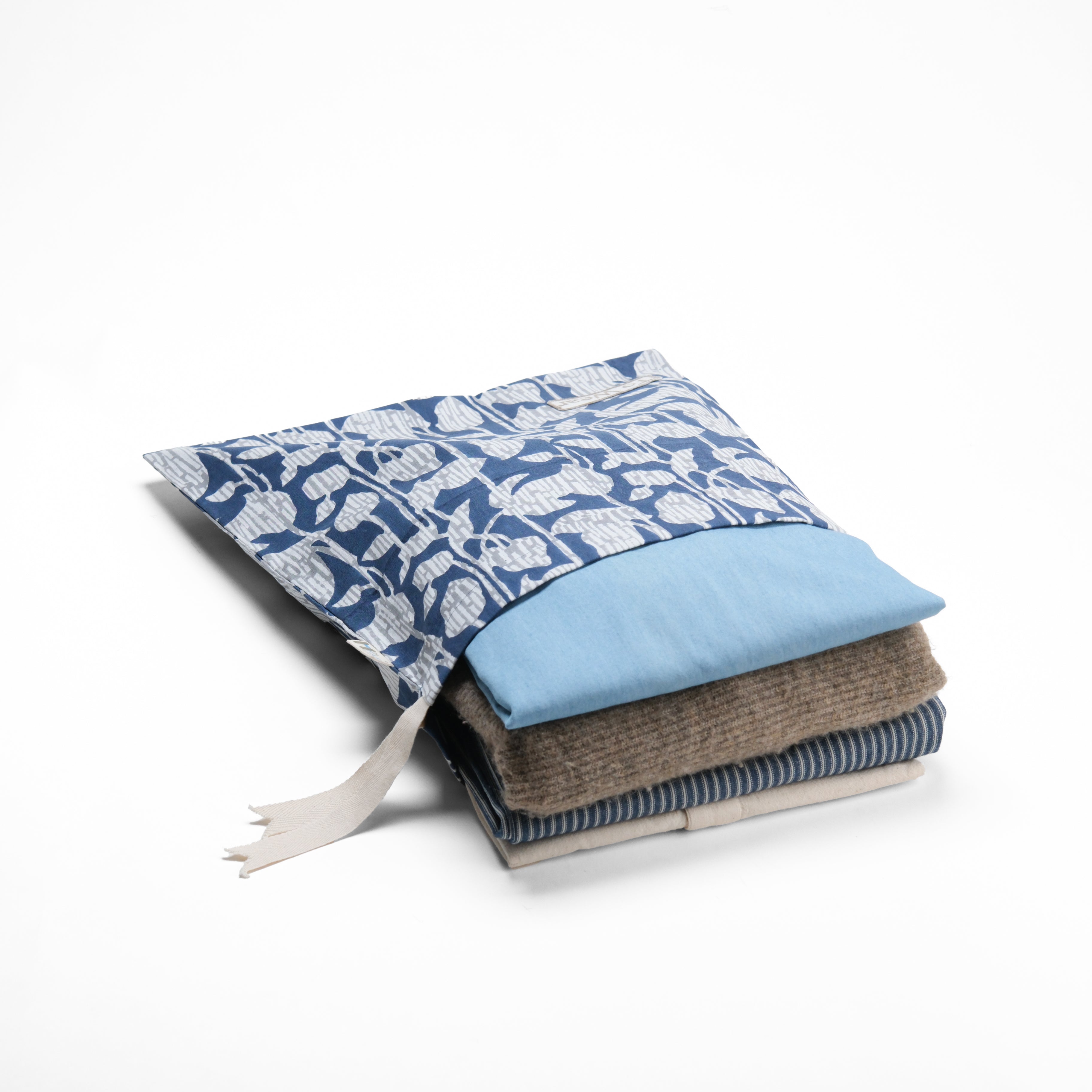 Set of 5 - Nature's Canvas Blue Travel Organiser