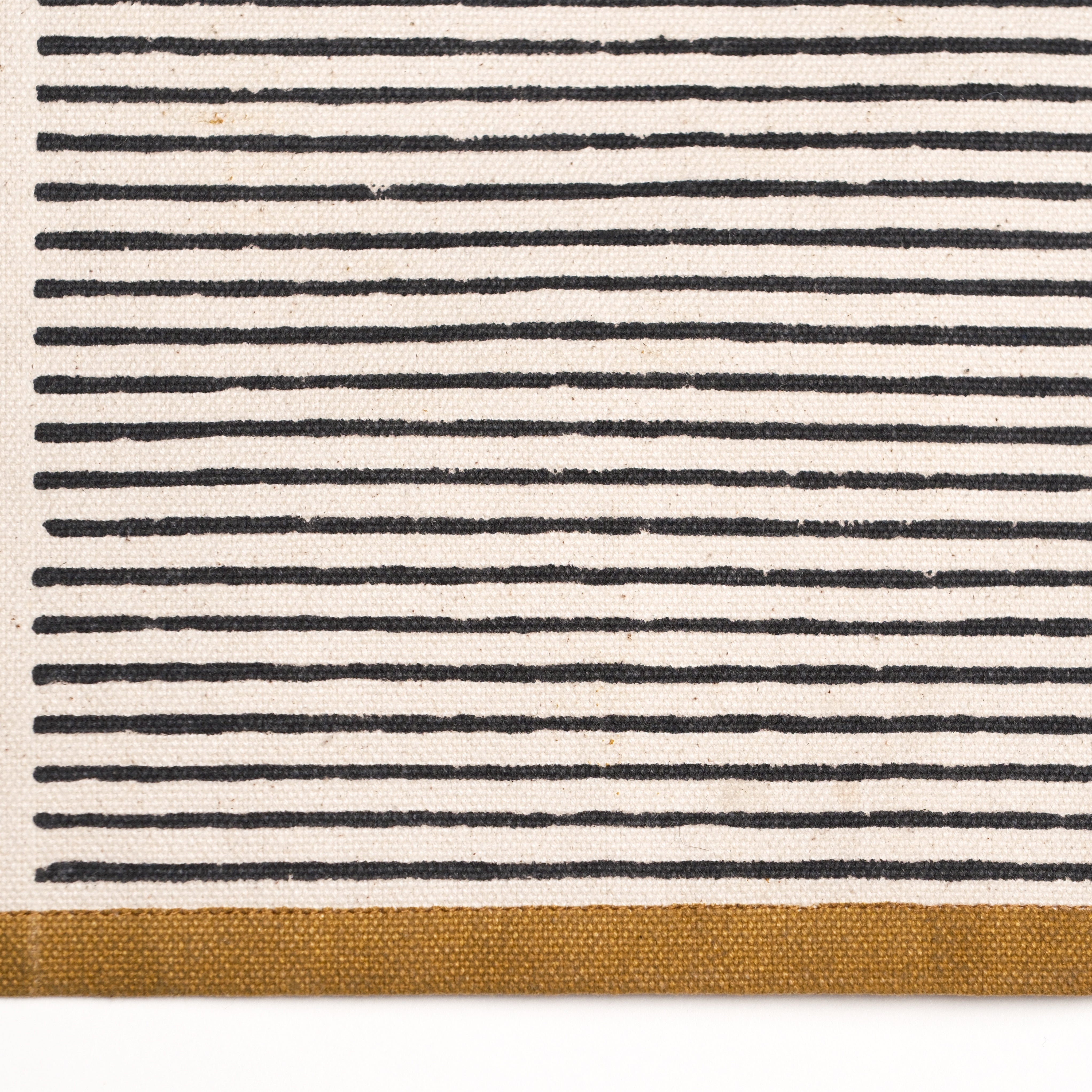 Urban Glow - Table Runner