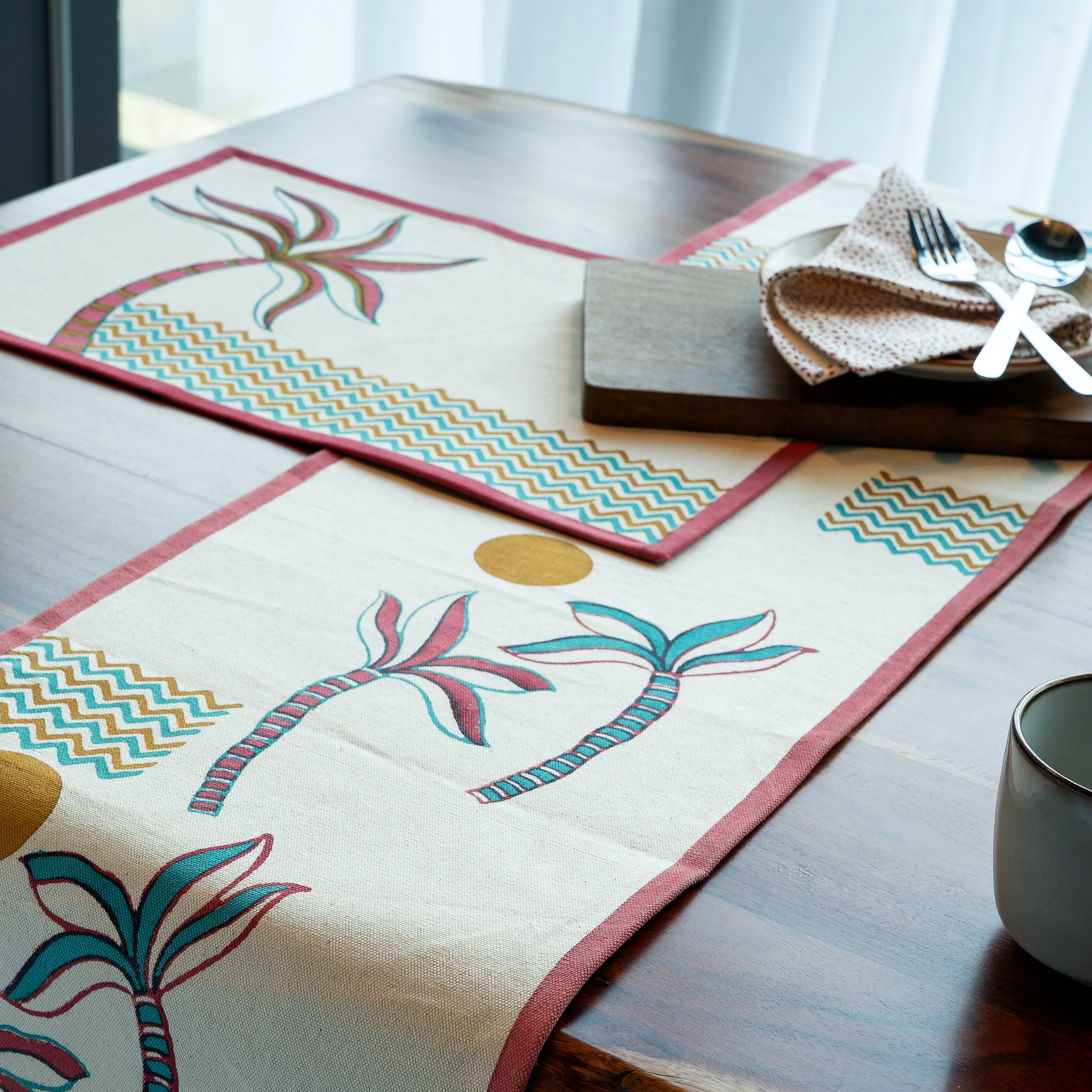 Coastal Breeze - Table Runner