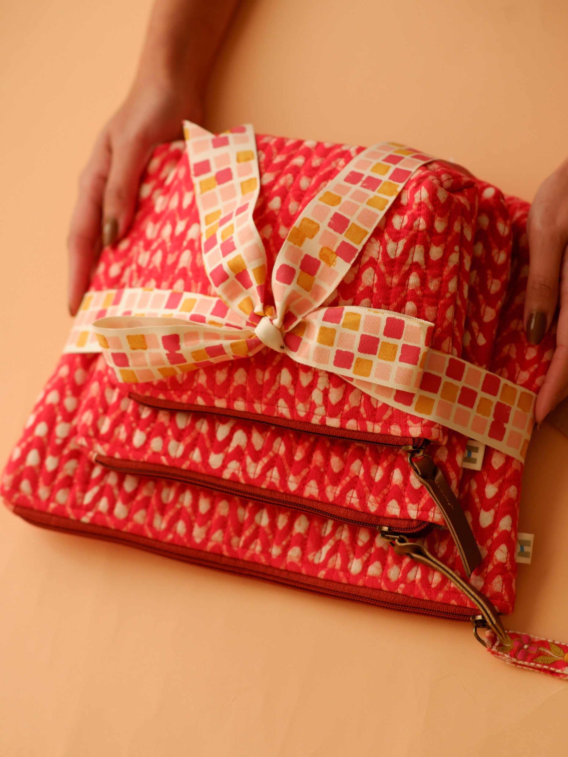 Set of 3 - Crimson Waves Toiletry Pouches