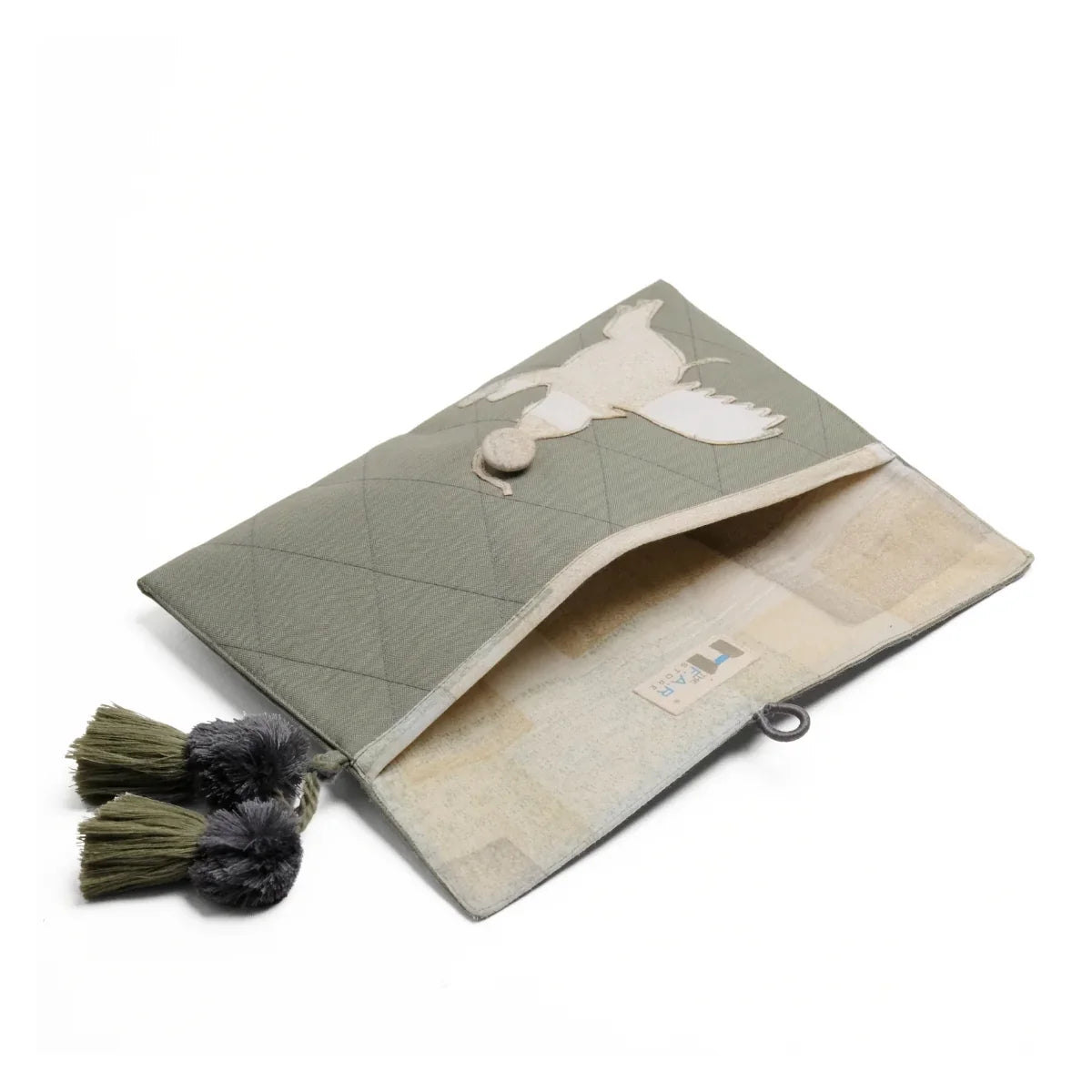 Pencil Pouches for the Urban Dreamer: Nostalgia Meets Sophistication