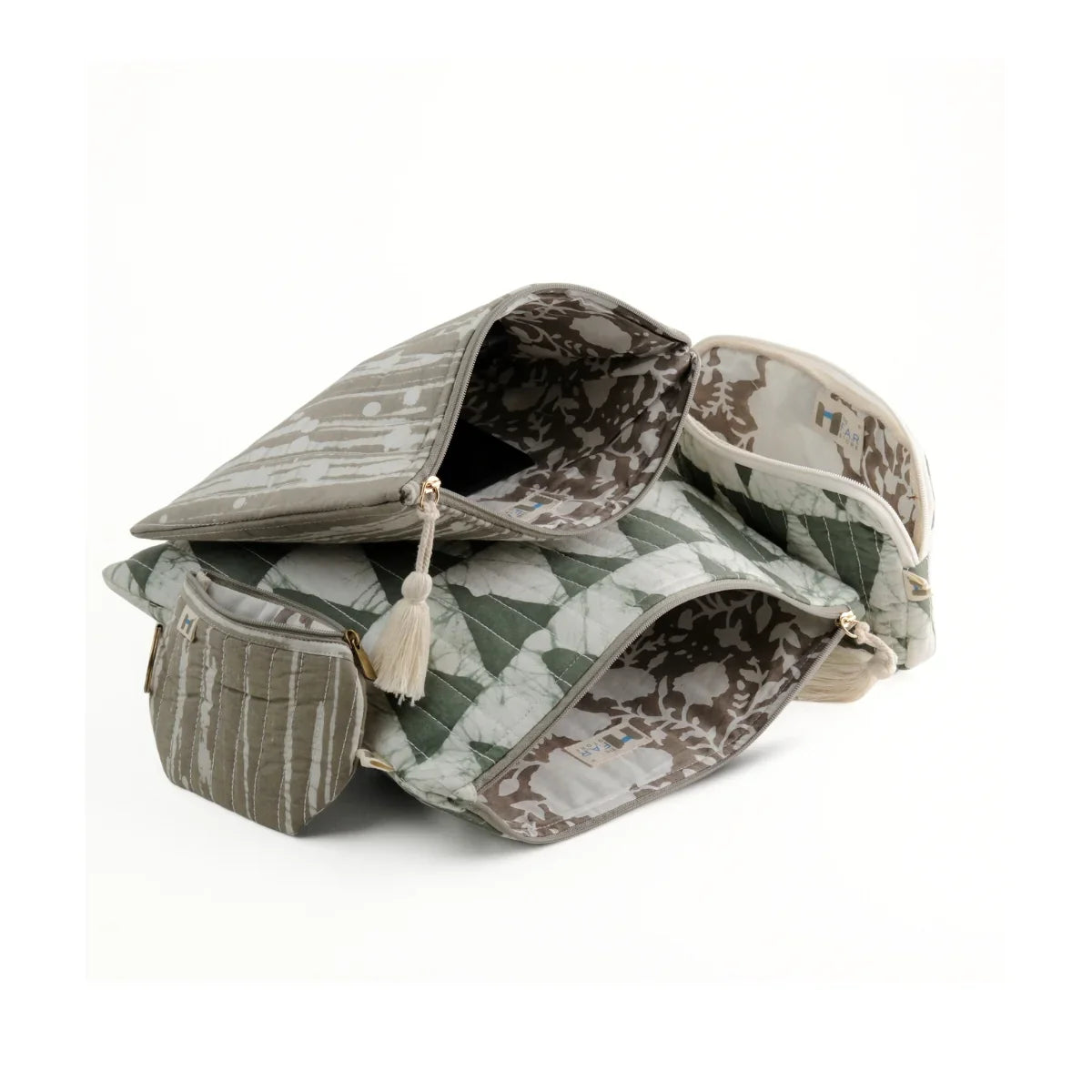 Tales from the Dressing Table: Organising the Little Things that Make the Day Beautiful