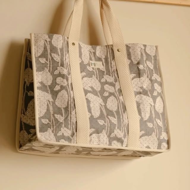 Why the Square Tote is the New ‘It’ Bag for Slow Fashion Lovers