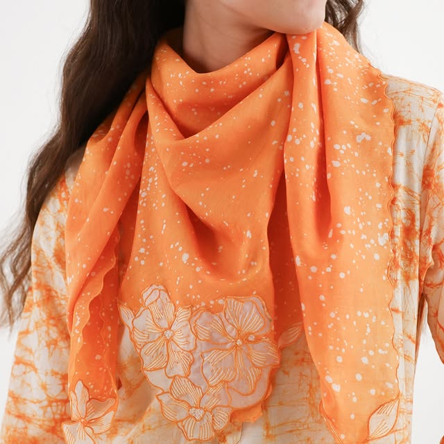 The Desi Way to Beat the Sun: Styling Scarves for Daily Commutes