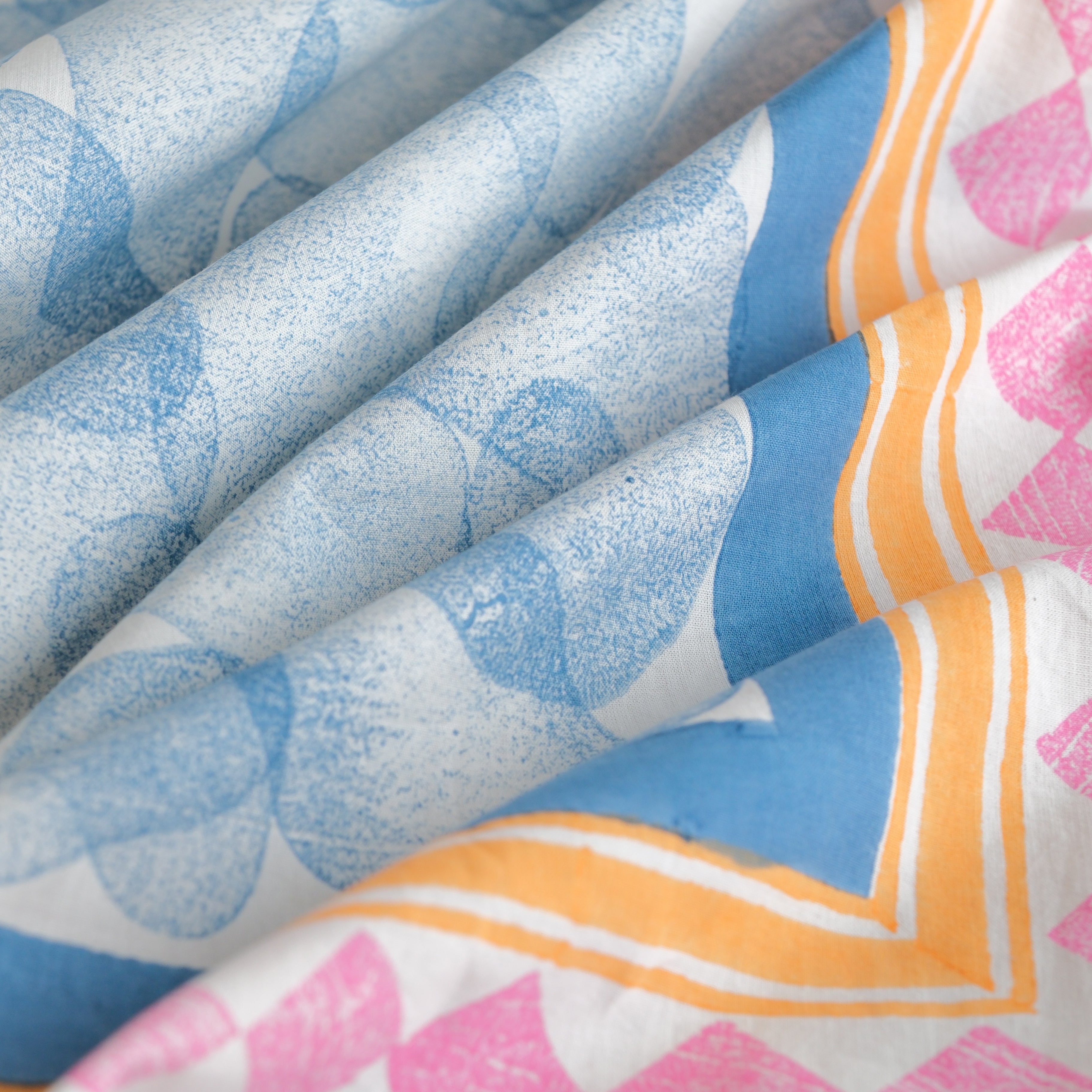 Abstract Angle - Table Cover