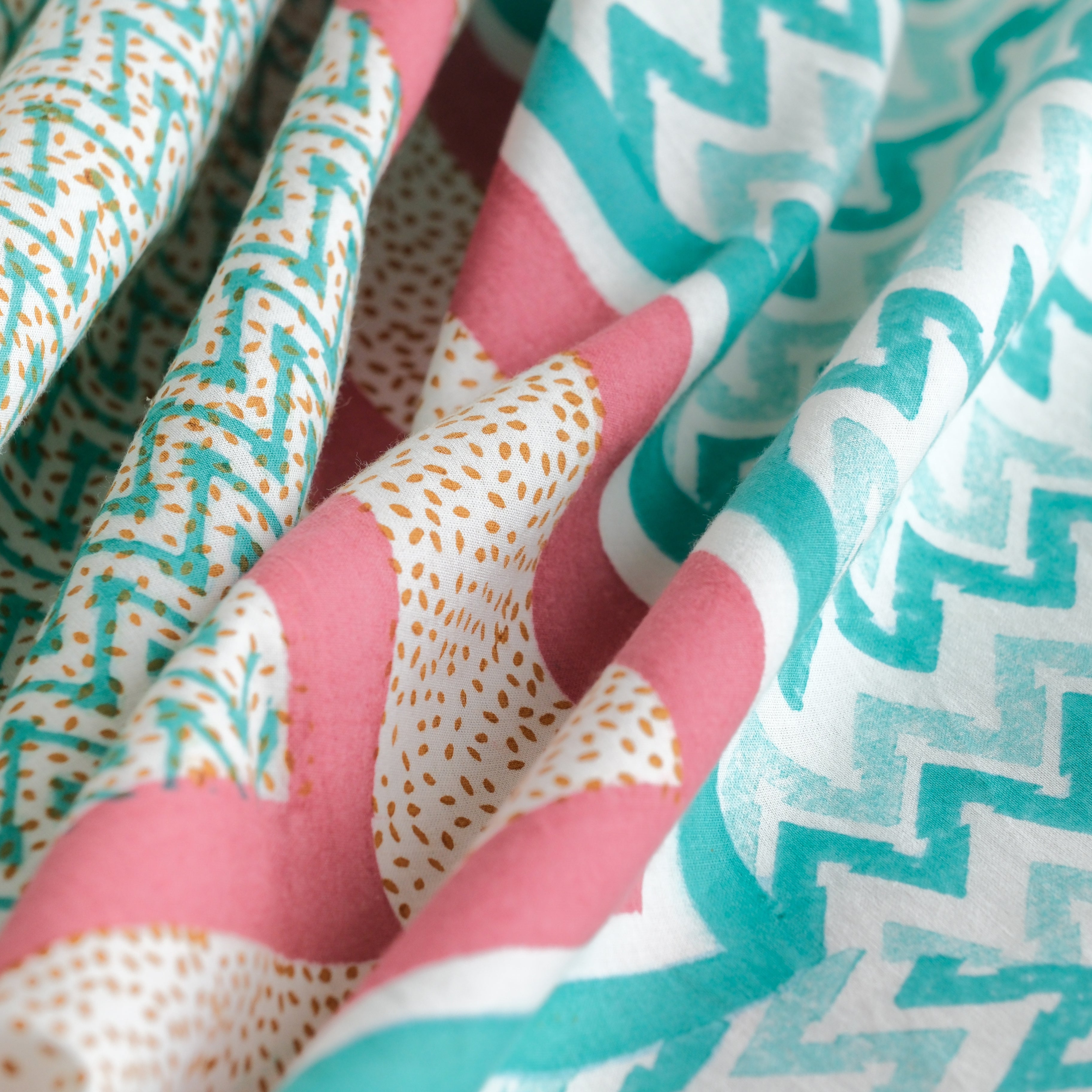 Coastal Breeze - Table Cover