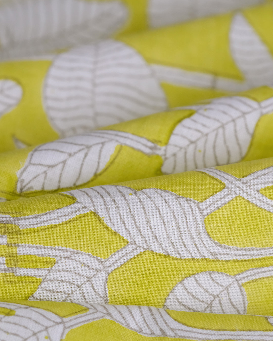 Nature's Canvas Floro Green - Table Cover