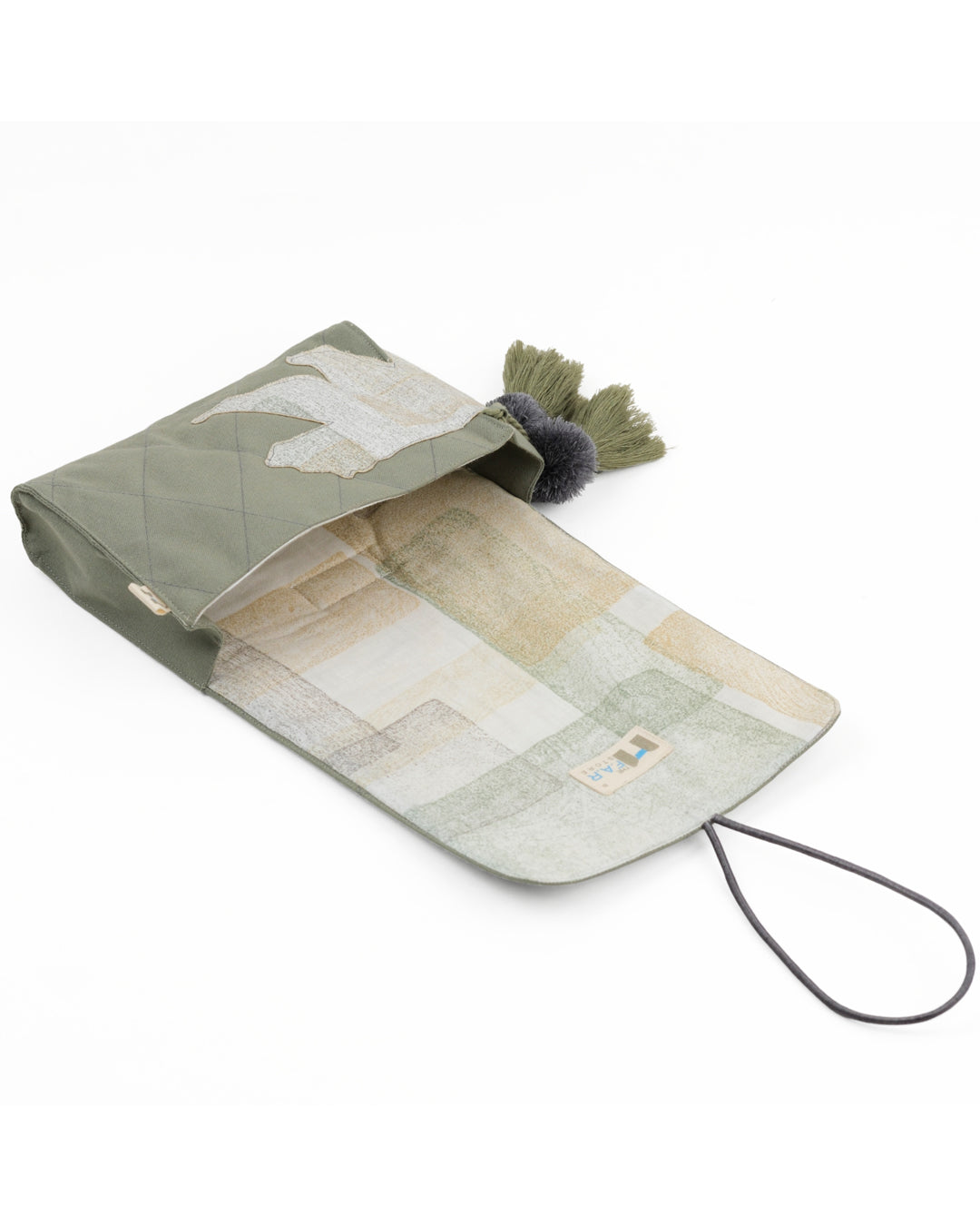 Gond Folk Bear - Green Cable Pouch