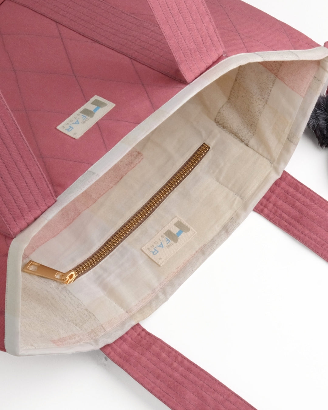Gond Folk Giraffe - Pink Laptop Tote