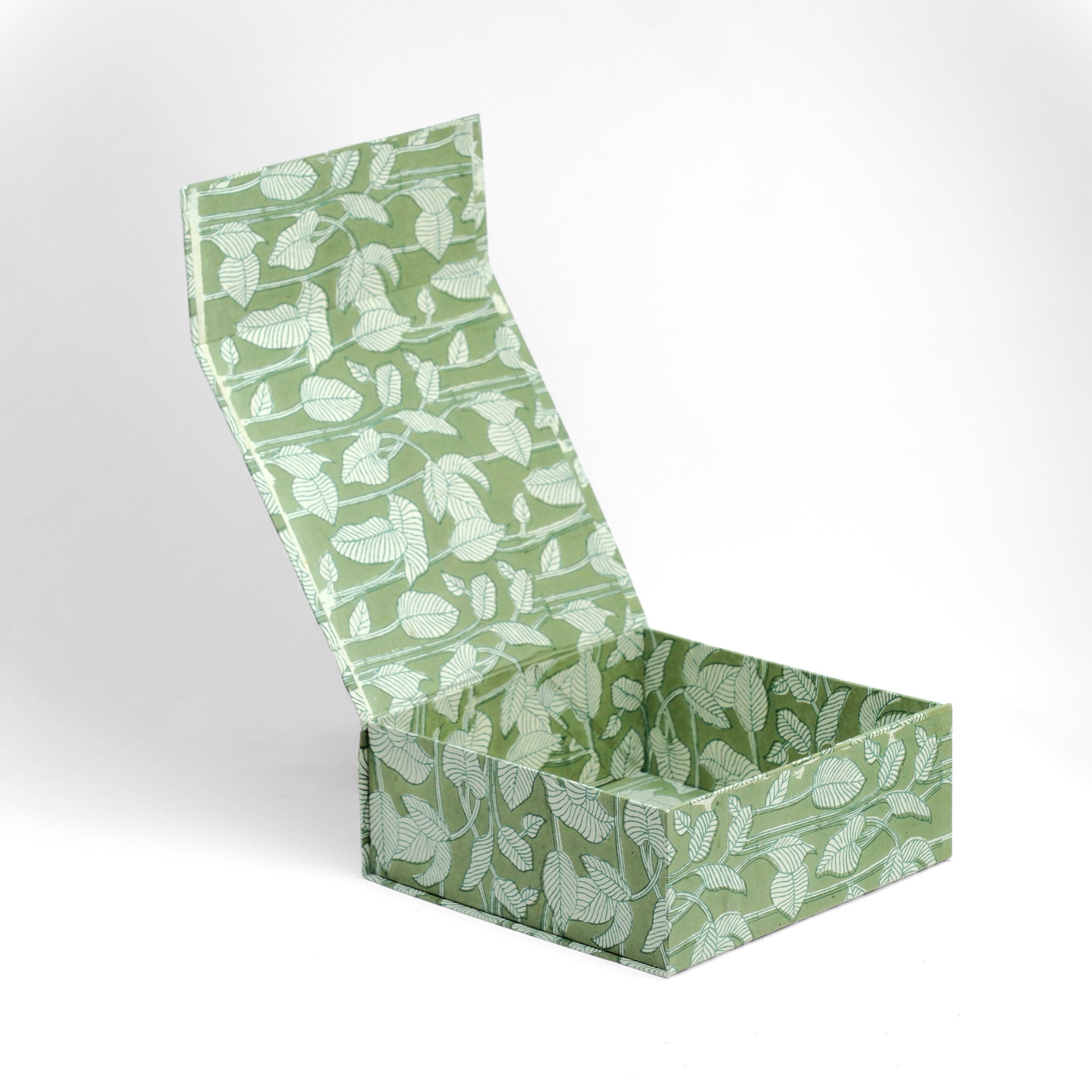 Nature's Canvas Green - Gift Box