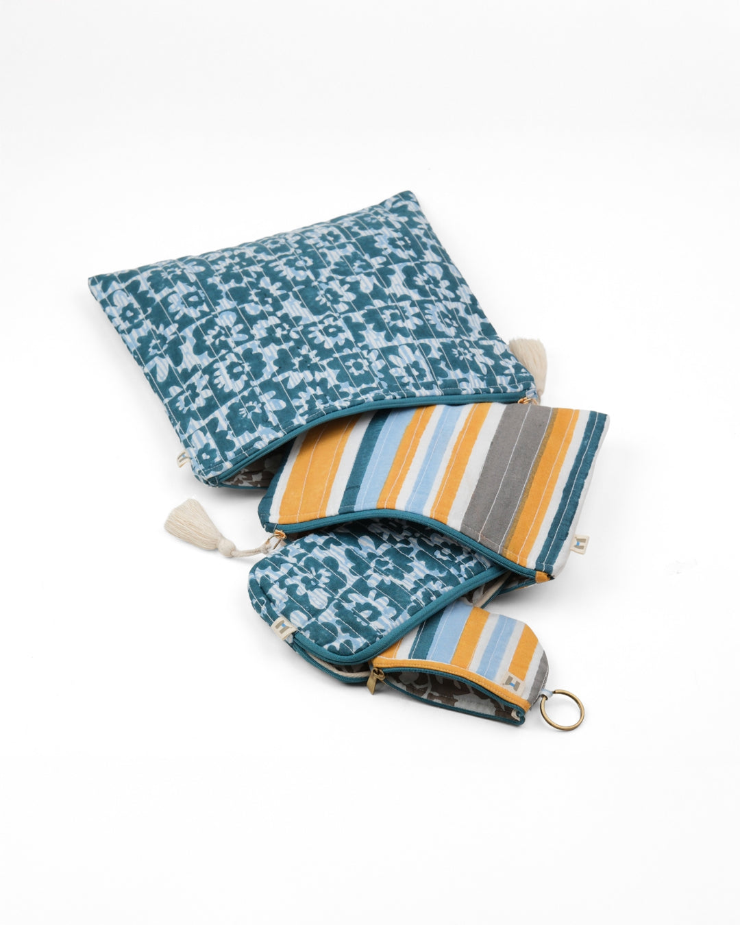 Set of 4 - Floret Blue & Yellow Flat Pouch