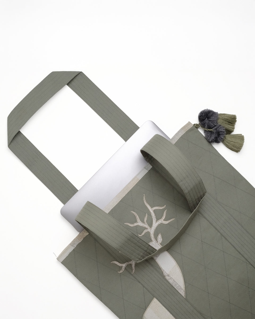 Gond Folk Deer - Green Laptop Tote