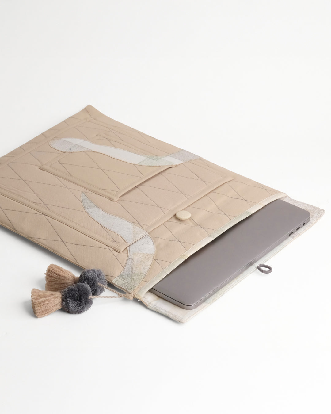 Gond Folk Snake - Beige Laptop Sleeve