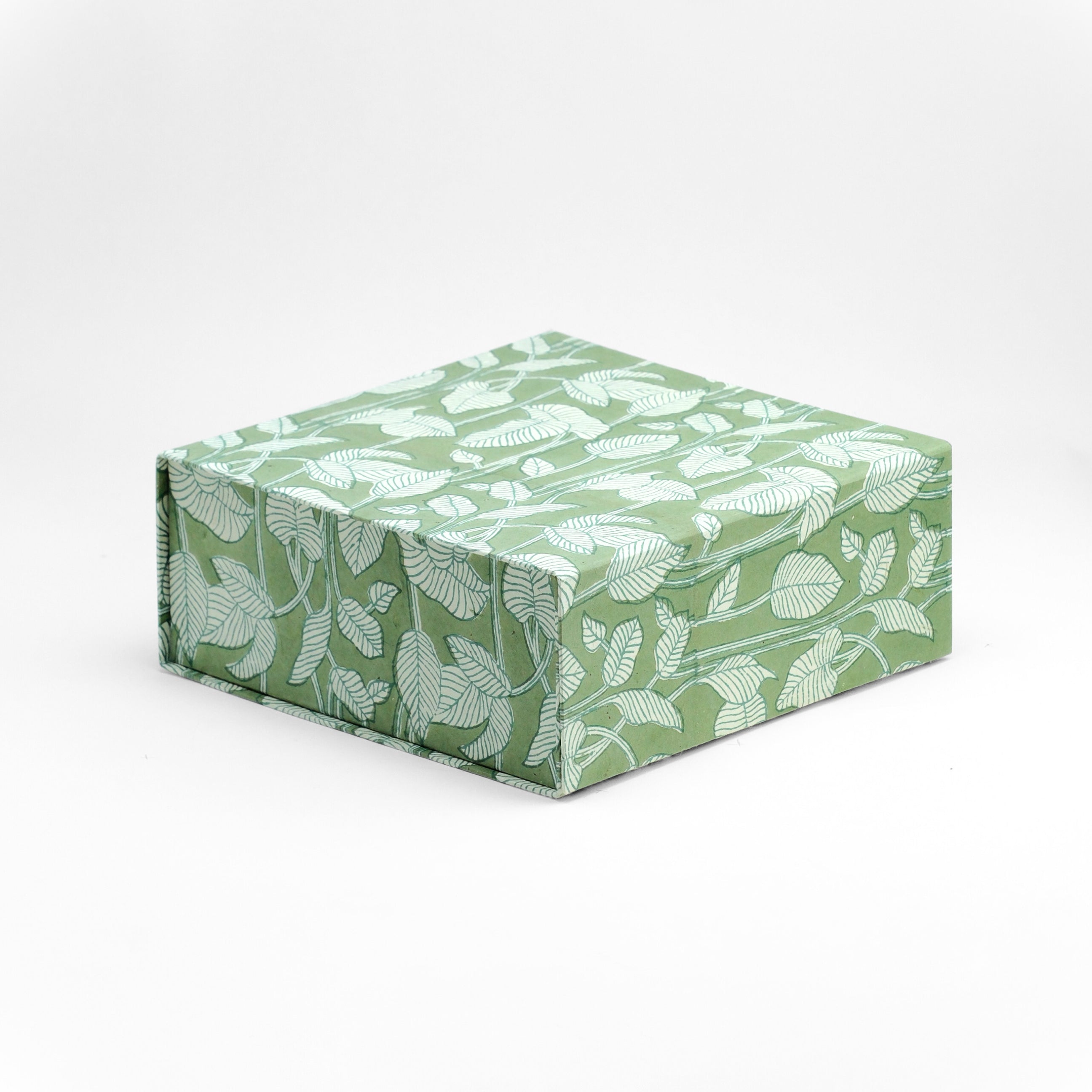 Nature's Canvas Green - Gift Box