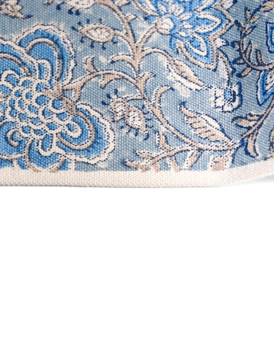 Garden Whispers - Table Runner