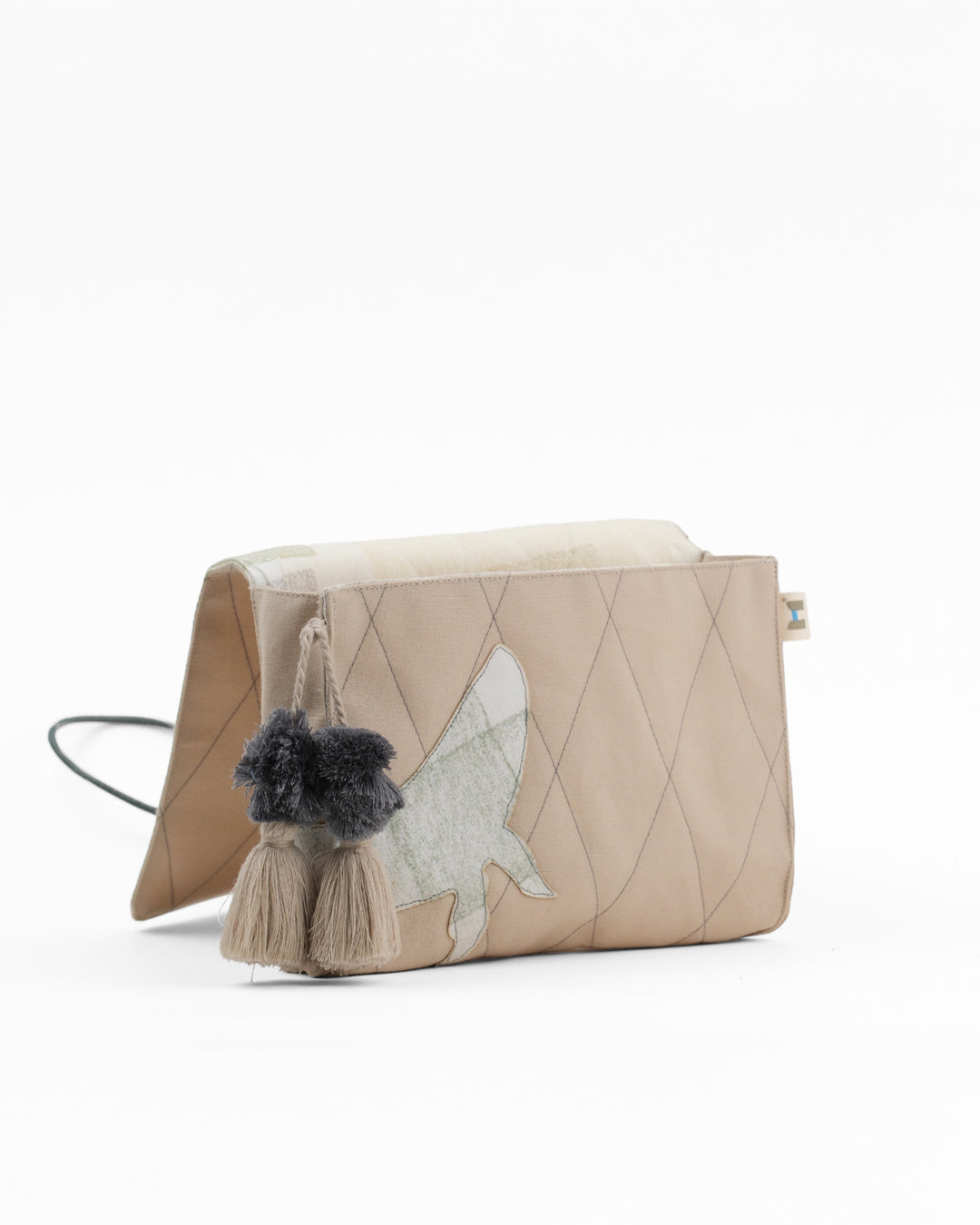 Gond Folk Whale - Beige Cable Pouch