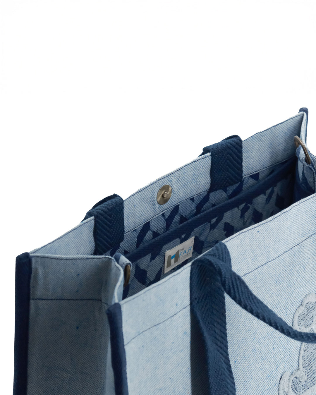 Tailmates - Square Tote