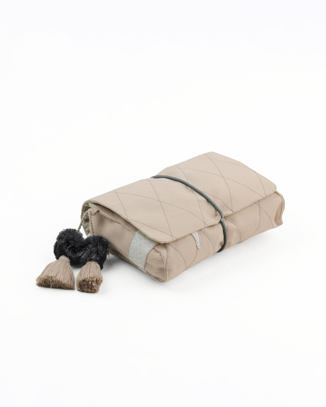 Gond Folk Whale - Beige Cable Pouch