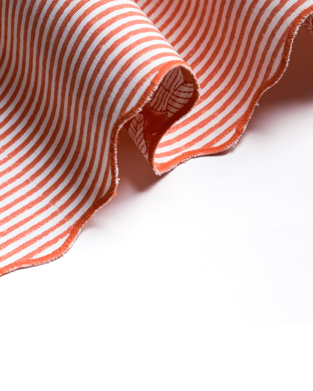 Nature's Canvas Red - Table Runner