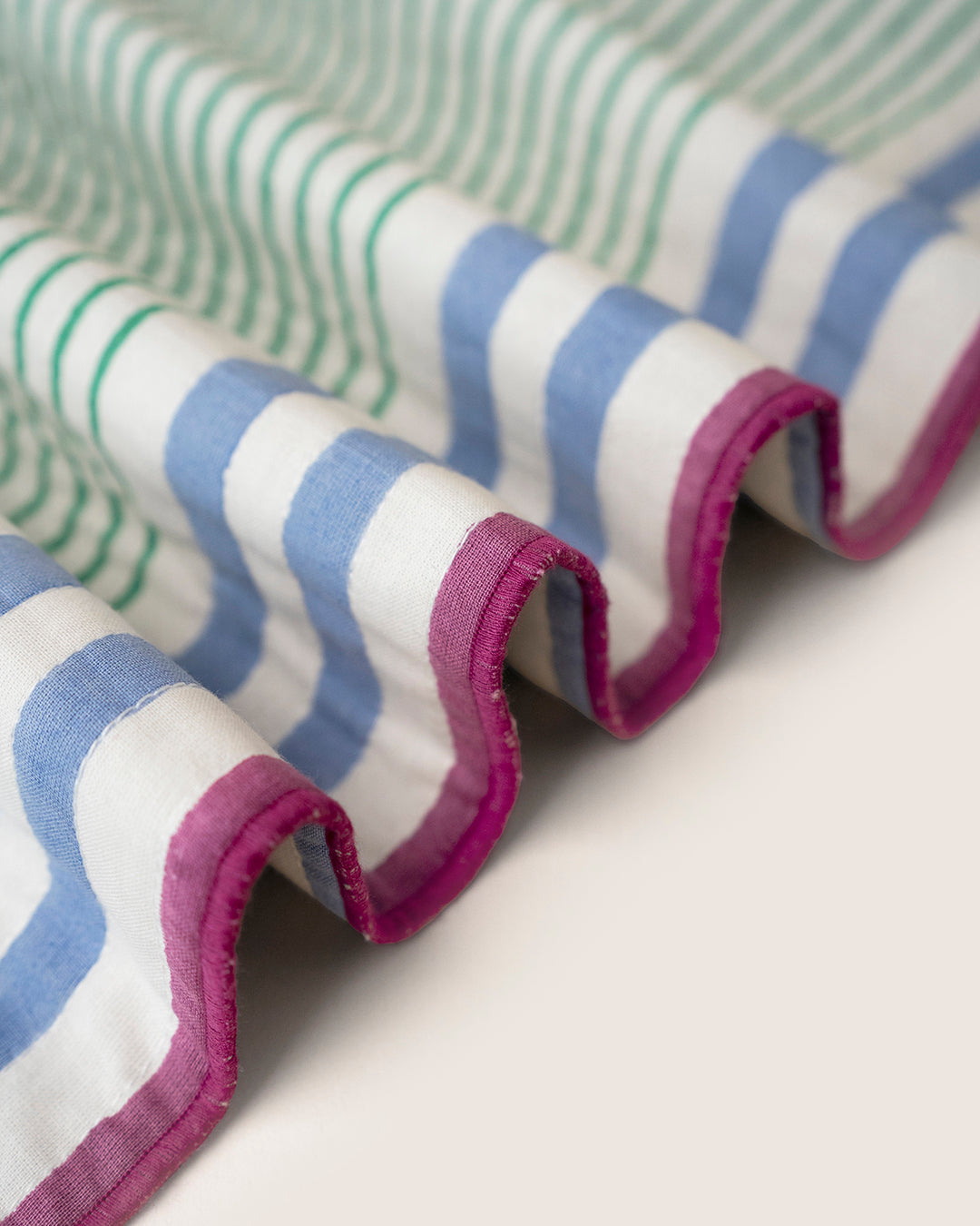 Anar Table Runner