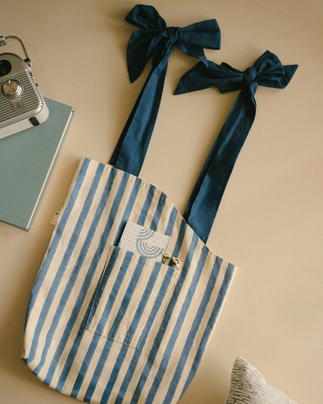 Reversible Blue Bouquet Bag (L)