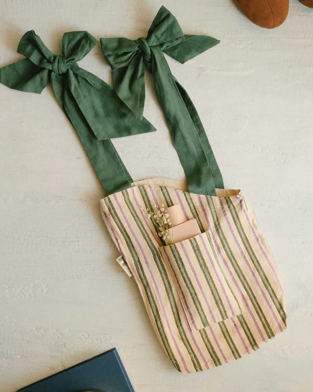 Reversible Bottle Green Bouquet Bag (S)