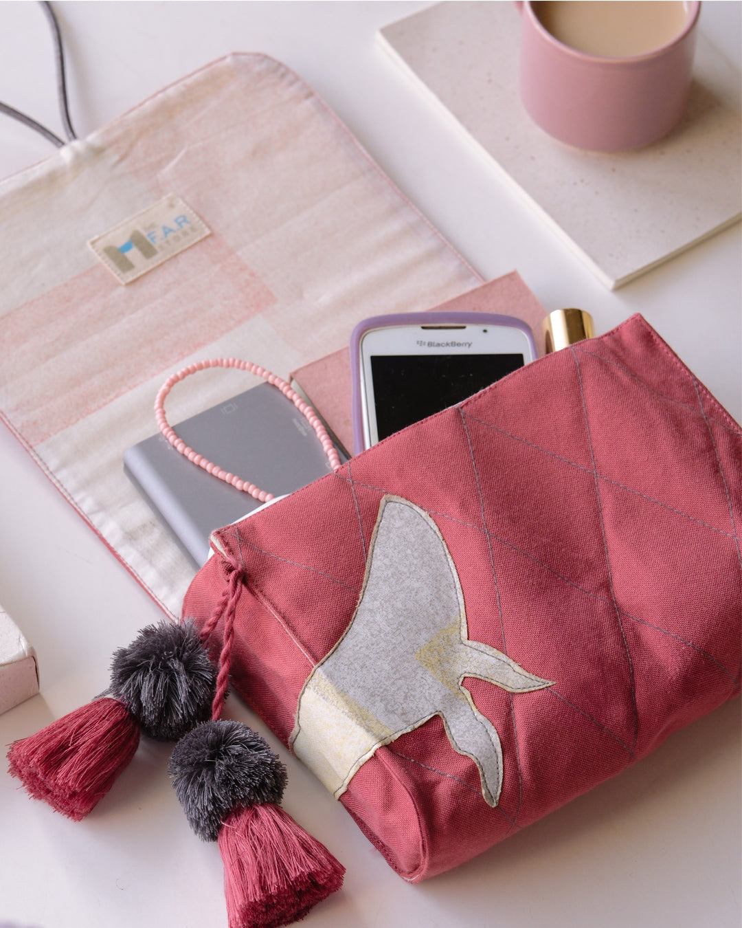 Gond Folk Whale - Pink Cable Pouch