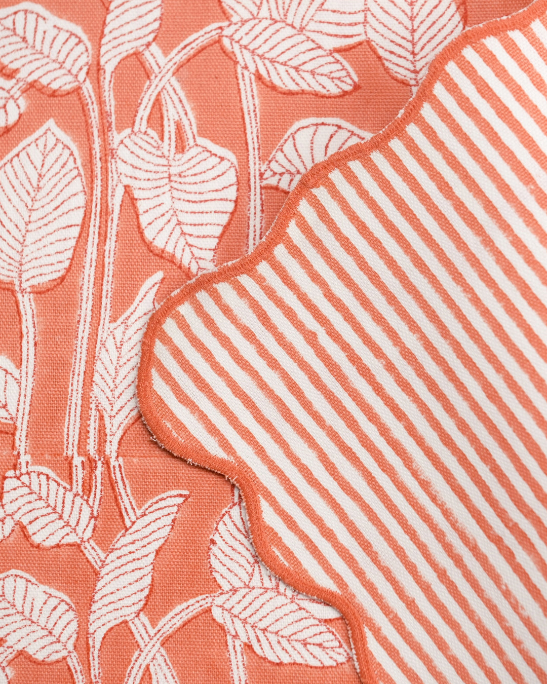 Set of 6 - Nature's Canvas Red Table Mats