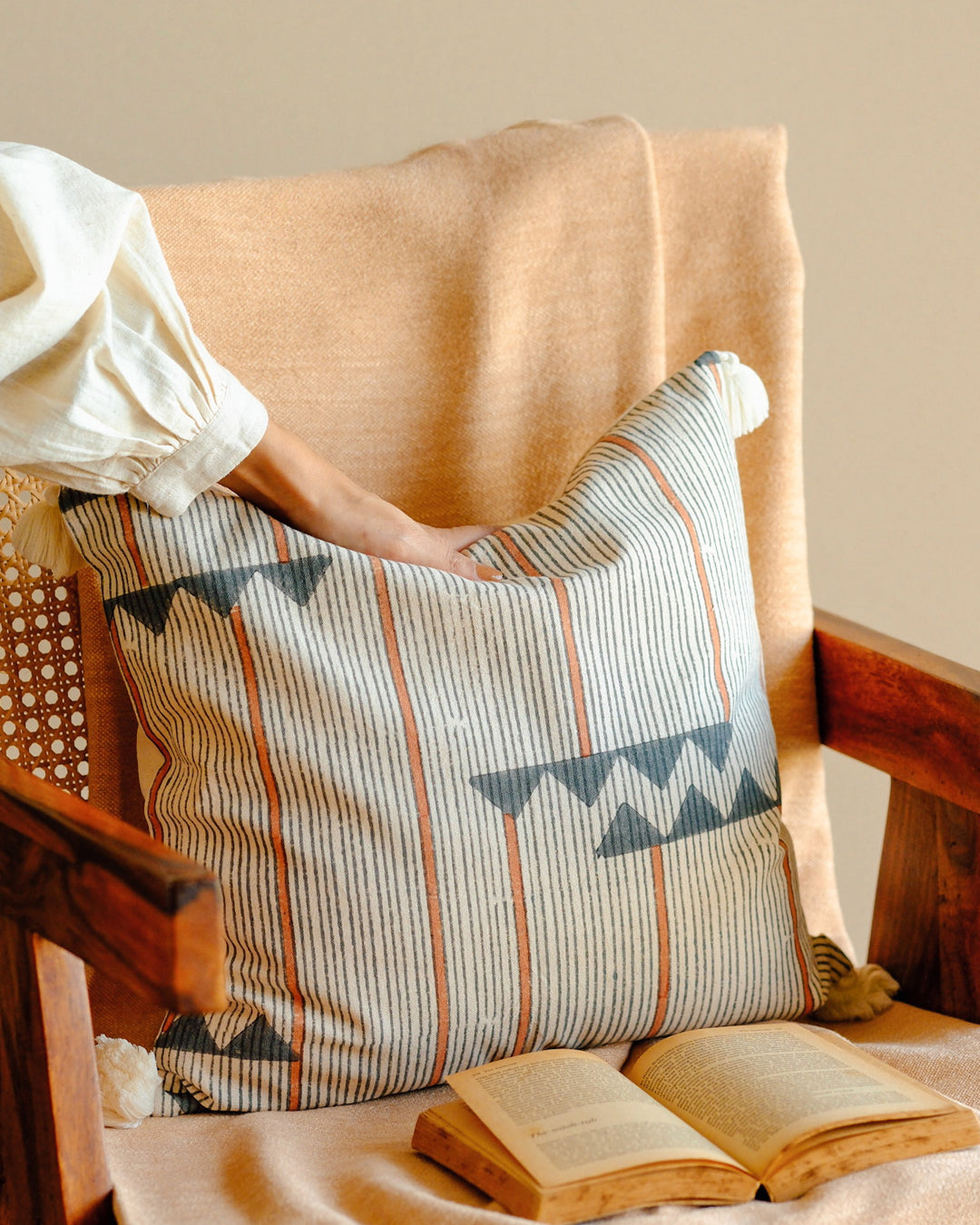 Eco Blend - Arrowline Cushion Cover