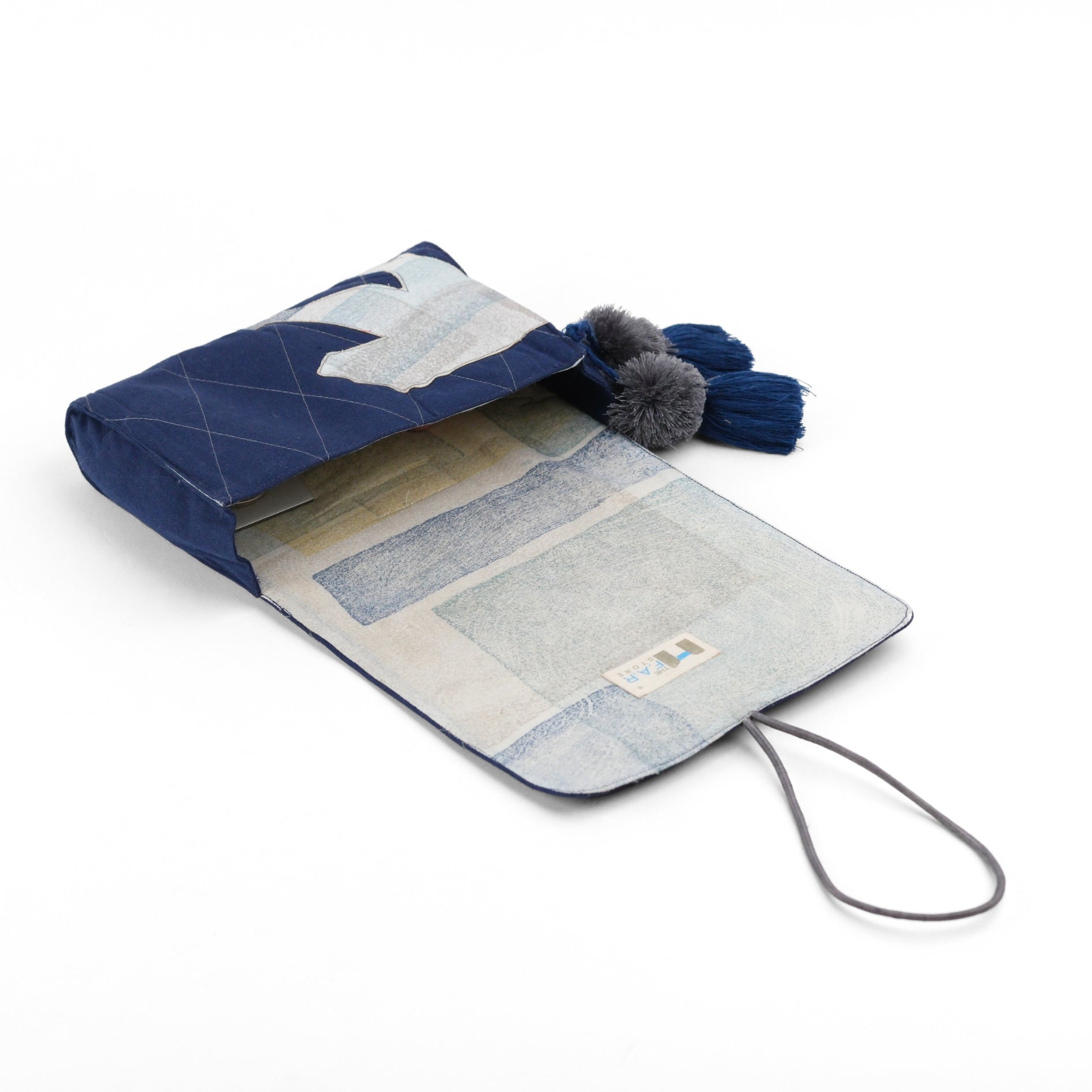 Gond Cable Pouch - Bear (Blue)