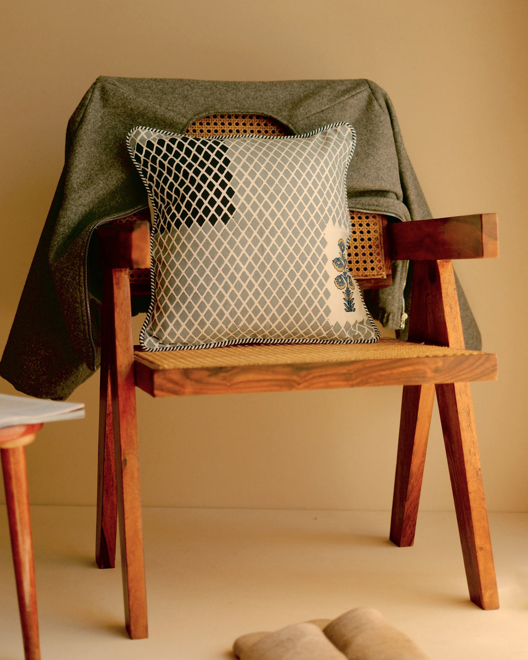Nature's Canvas - Grey Diamond Cushion Cover