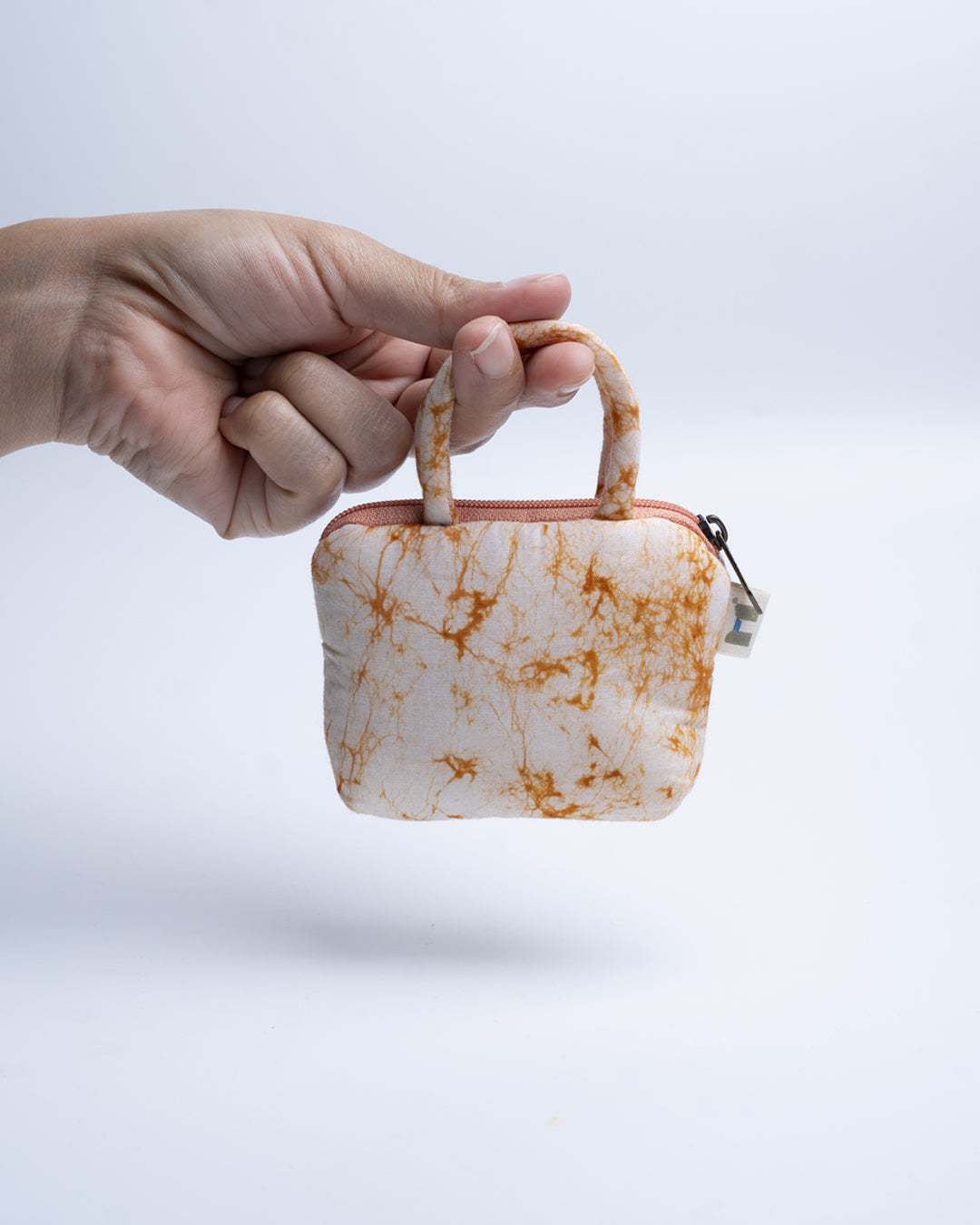 Cracked Amber Miniature Essentials