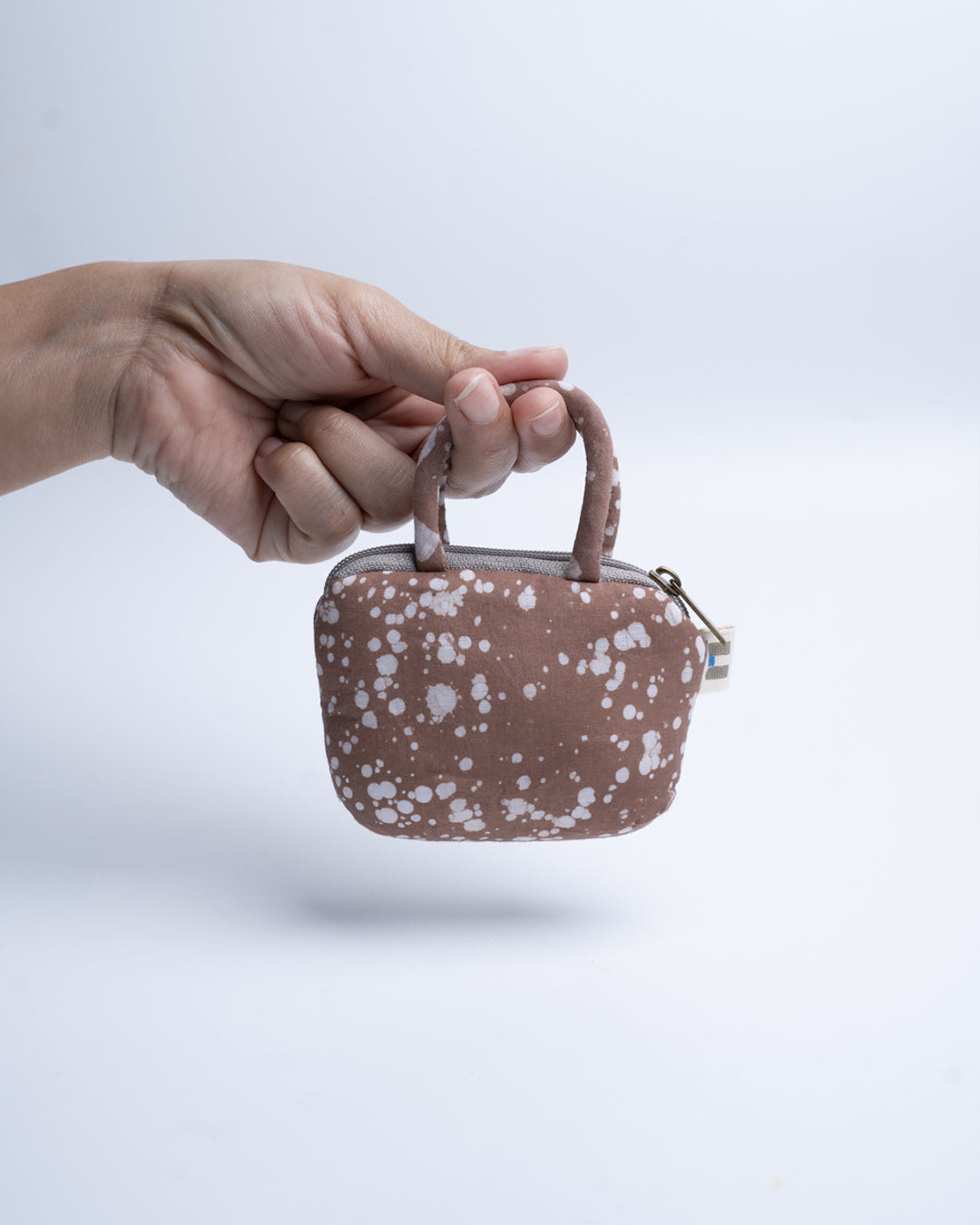 Mocha Mousse Stipples Miniature Essentials