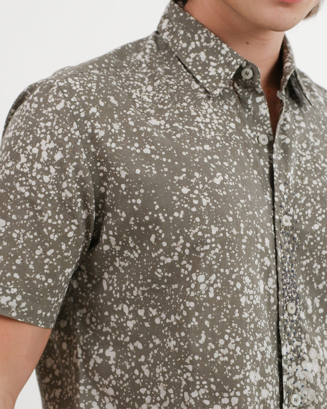 Cool Grey Stipples Batik Short Sleeve Shirt