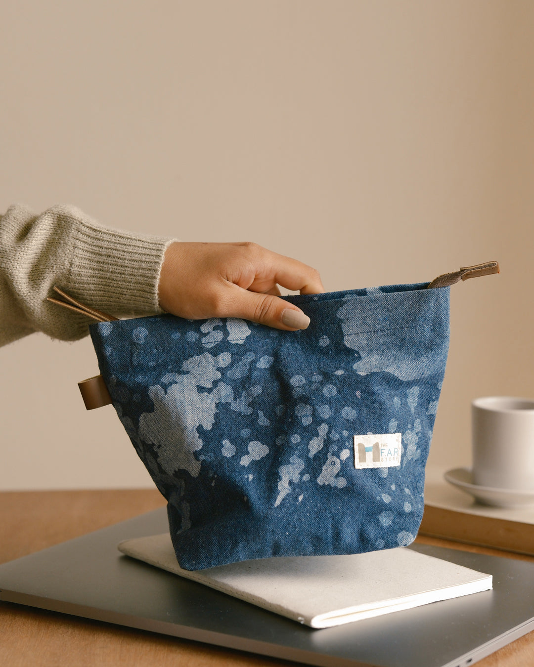 Denim Stipples - Travel Pouch (S)