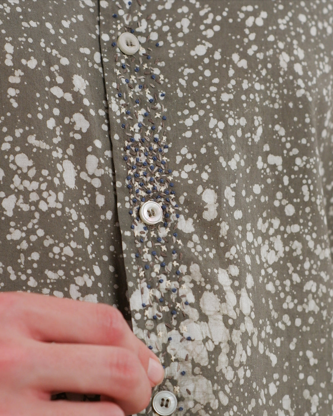 Cool Grey Stipples Batik Short Sleeve Shirt