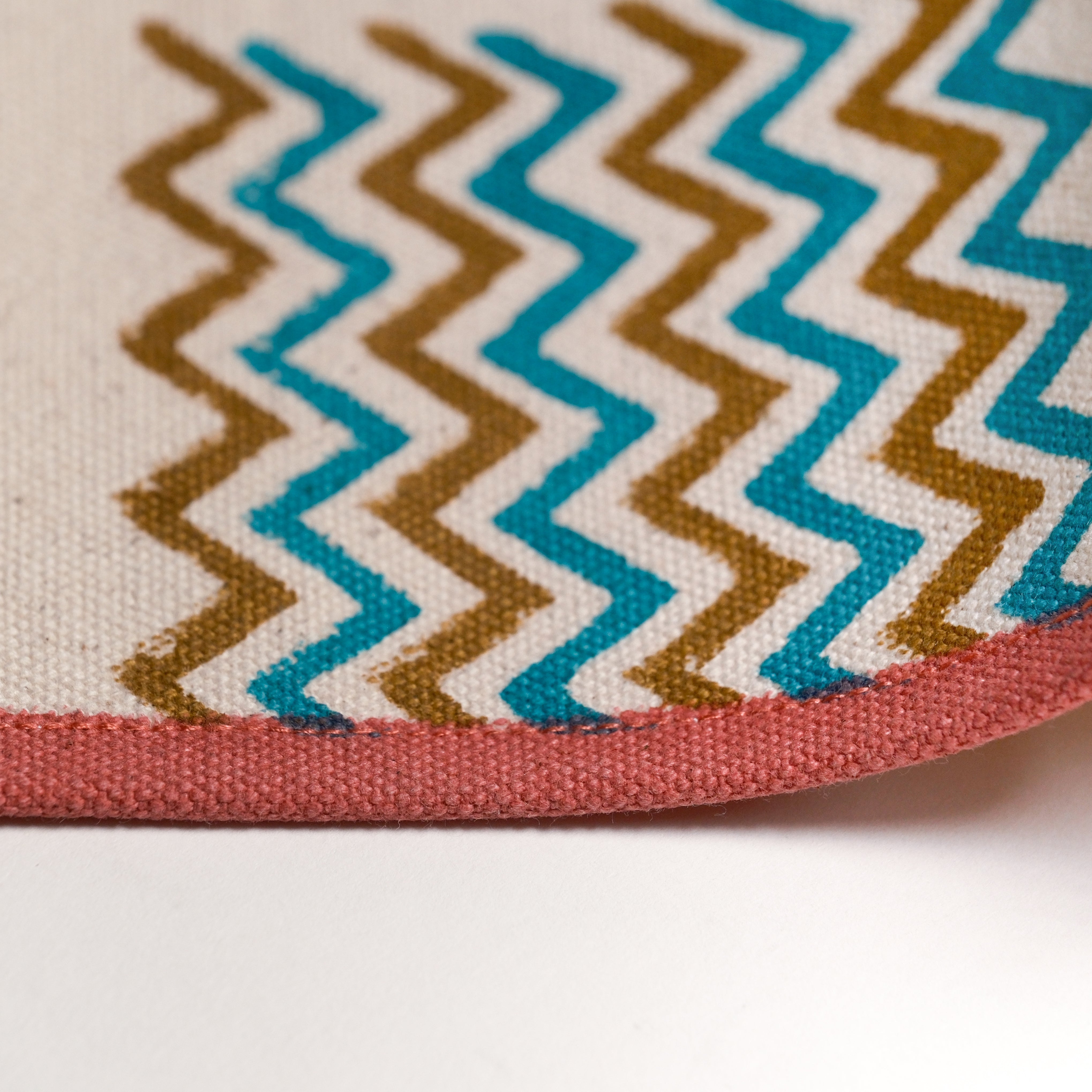 Coastal Breeze - Table Runner